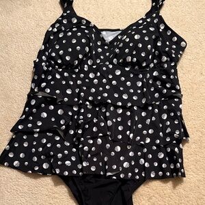 Croft & Barrow Black and White Polka Dot One Piece Swimsuit